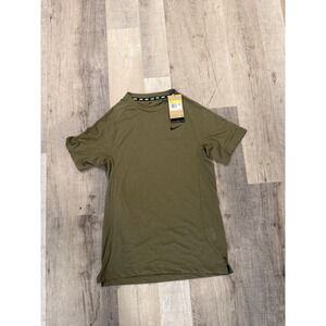 Nike Shirt Mens Small Green Dri-FIT Performance Training Mesh Athletic Tag NWT